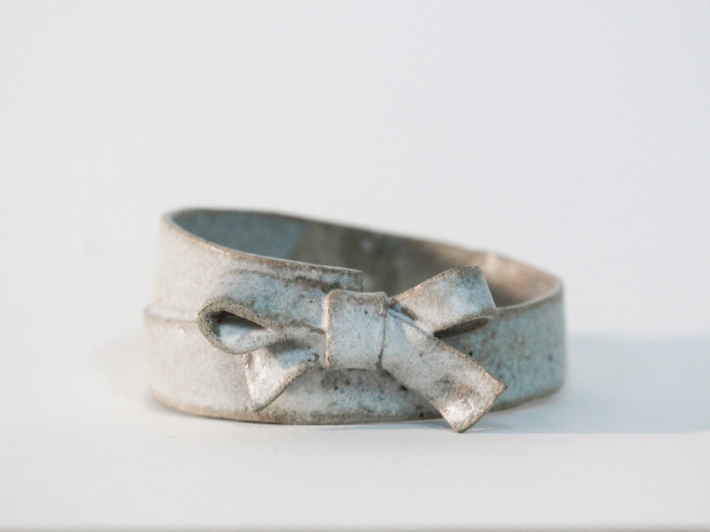 From the moños series